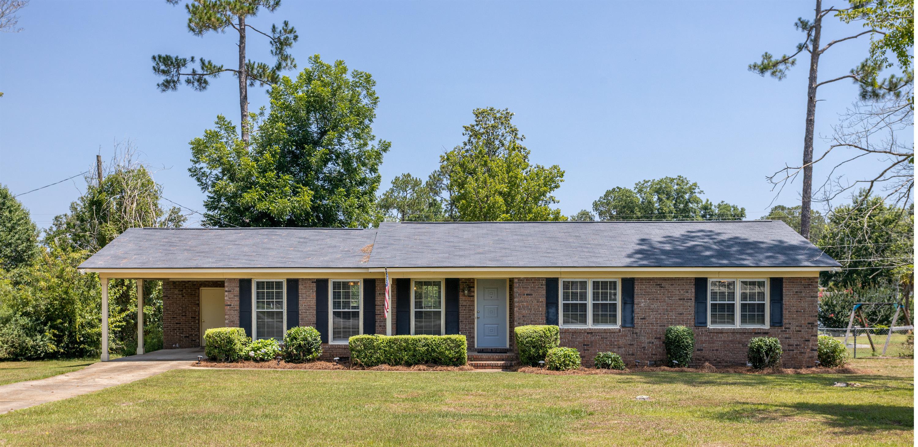 407 Holly Drive